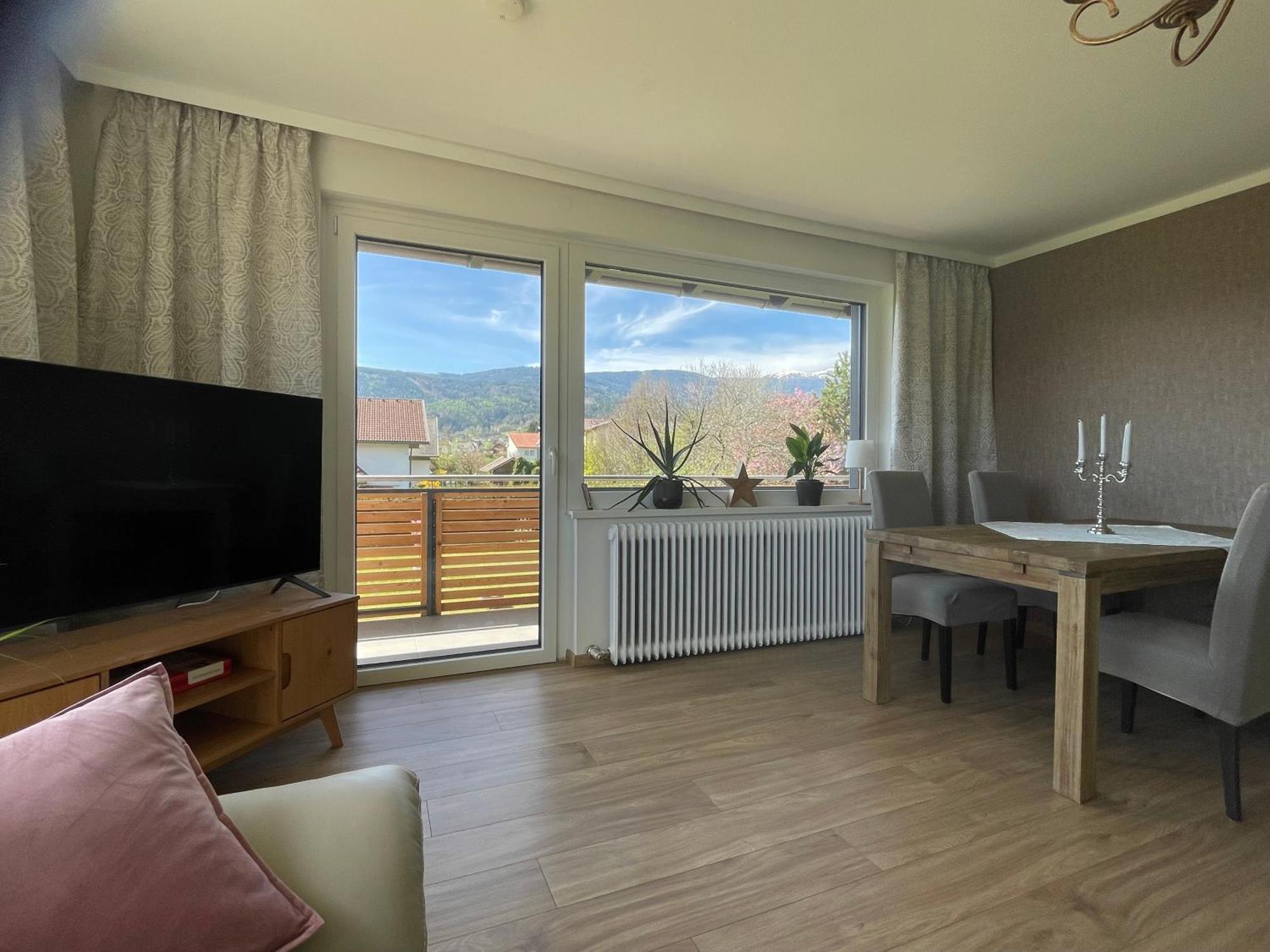 Haus Bergblick Apartment Villach Exterior photo